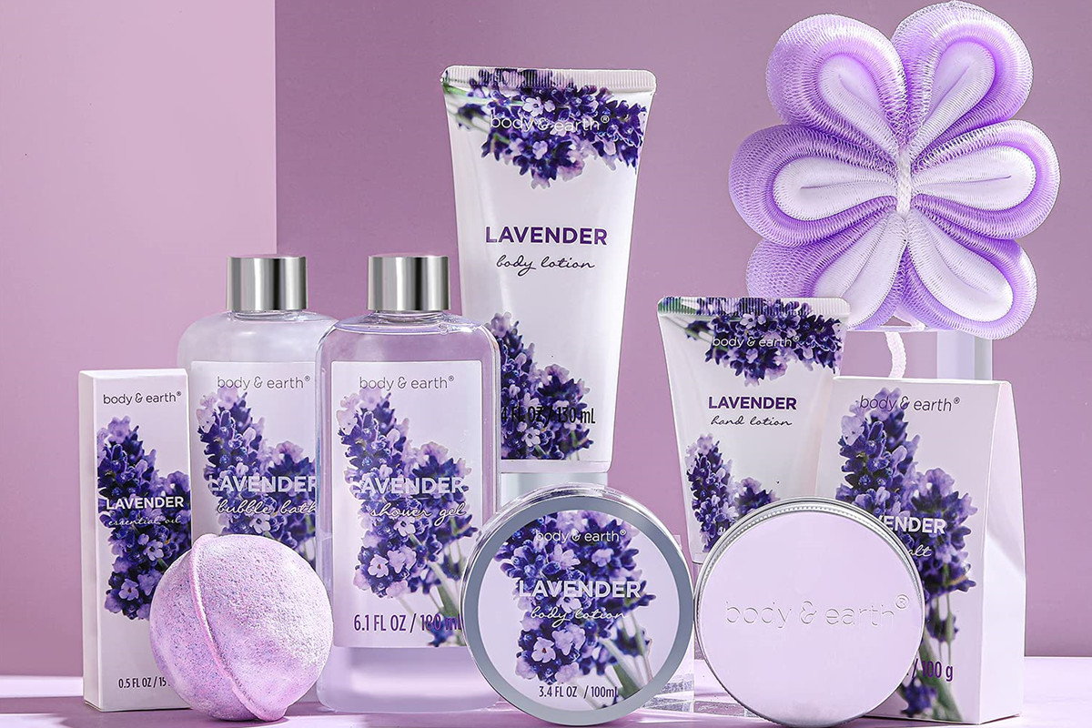 Body & Earth Lavender Scented Women Bath Spa Gift Set 11 Pcs